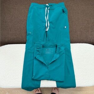 Hunter Green Scrub Set by Figs